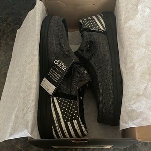 Men’s Patriotic Hey Dudes